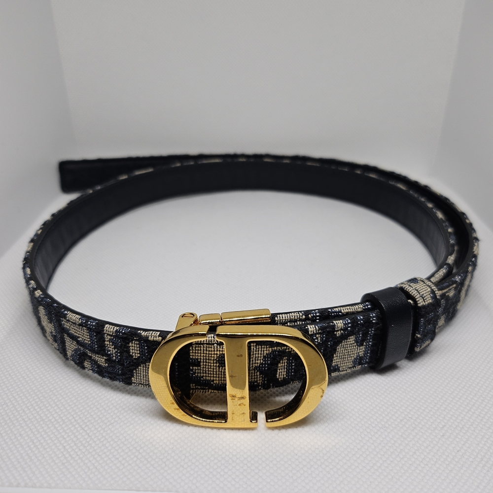 Dior 30 Montaigne Reversible Belt with Gold Buckle